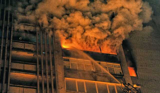 Пожар в многоэтажке в Святошинском районе локализовали: спасены 46 человек