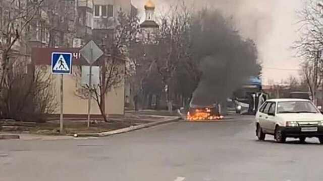 Із Маріуполя вже виїхали 2 тисячі легкових машин