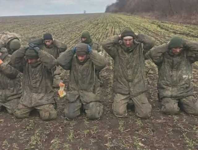 Уже 1000 военных России попали в плен ВСУ, – Зеленский