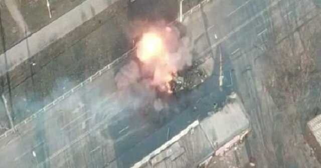 "Азовці" знищили російський танк та його екіпаж