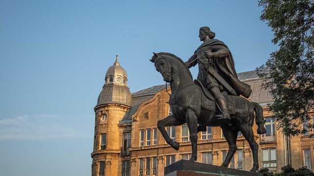 У Львові, Дніпрі та Харкові лунають вибухи