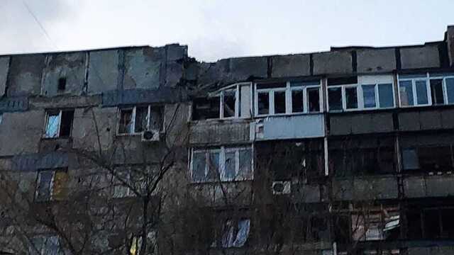 Оккупанты обстреляли многоэтажку и магазин в Авдеевке: есть погибшие и раненые