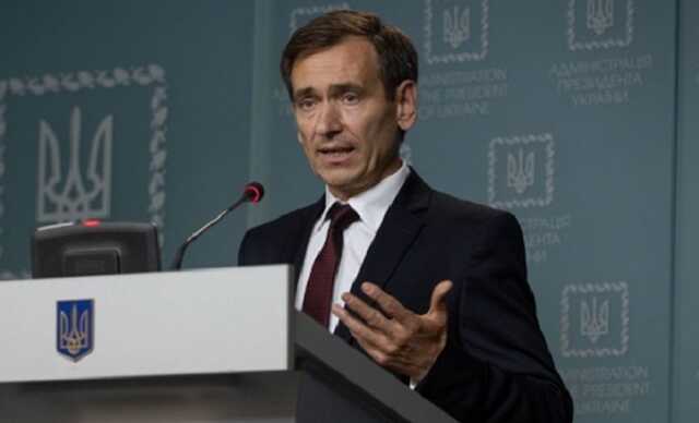 Вениславский: курс на НАТО нельзя изъять из Конституции во время военного положения