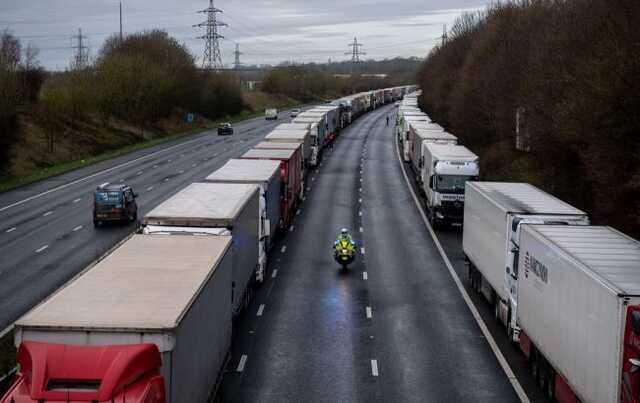 Польша на саммите ЕС инициирует запрет грузоперевозок в Россию и Беларусь