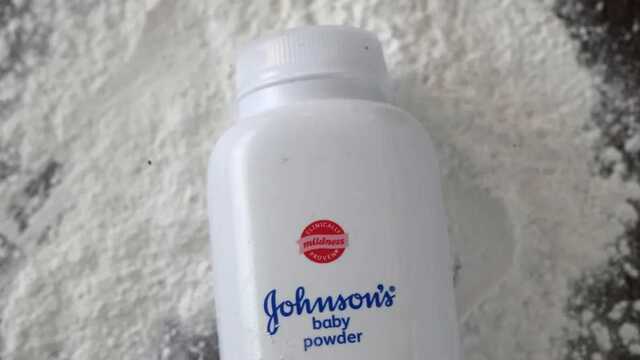 Решили зарабатывать на крови, – Кулеба жестко раскритиковал Johnson & Johnson за работу в России