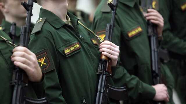 Российских офицеров перестали отпускать на пенсию: слишком большие потери в войне