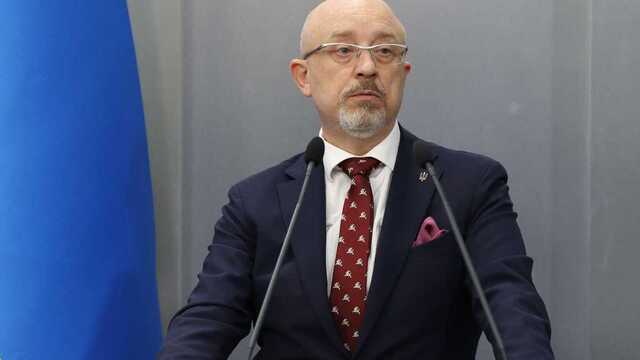 Сейчас главное, чтобы работала экономика, которая помалу переходит на военные рельсы – Резников