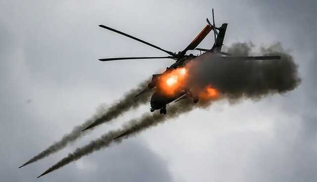 Российский вертолет «отработал» свои же позиции под Харьковом. Уничтожил оккупантов и технику