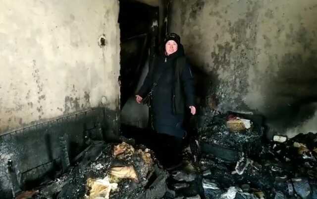 У Чернігові снаряд від російського "граду" влучив у квартиру, загинула жінка