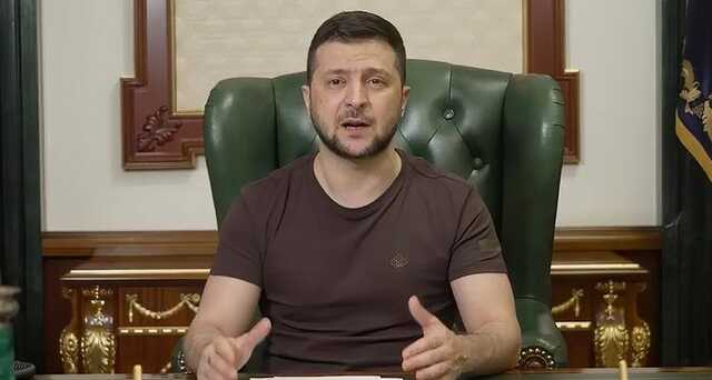 Оккупанты бросают на поле боя новую секретную технику, - Зеленский