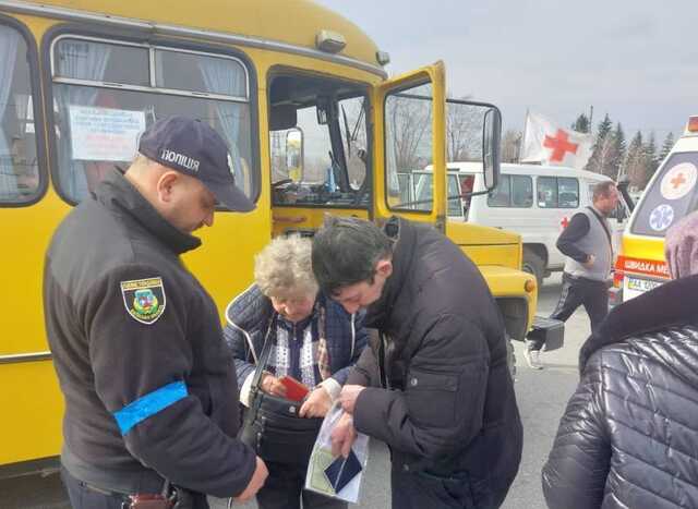 В Бучанском районе Киевщины 26 марта смогли эвакуировать 150 взрослых и детей