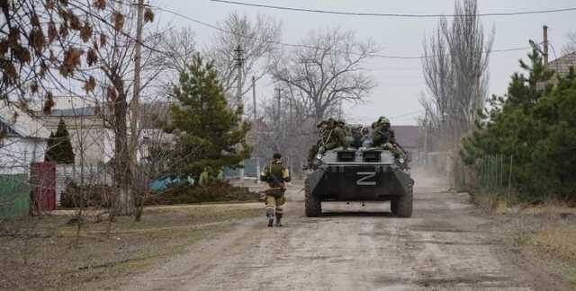 Войска РФ продвигаются в центр Мариуполя, - сводка Генштаба