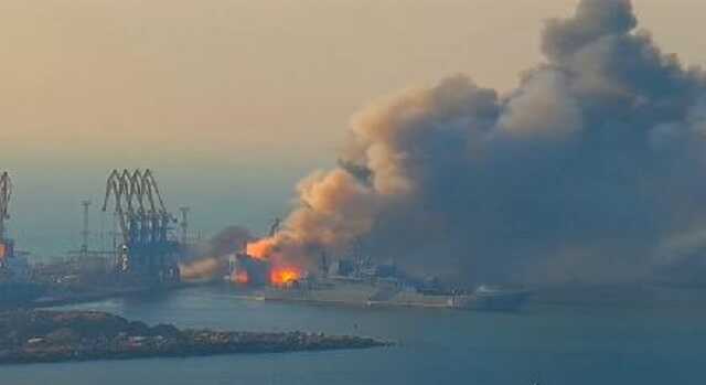 После потопления БДК «Саратов» корабли врага опасаются заходить в оккупированные порты