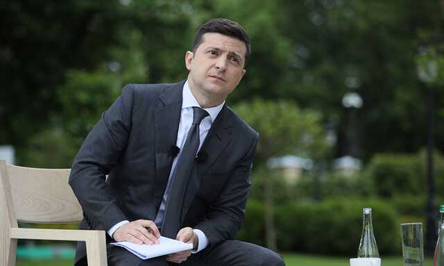 Росія досі не полишає спроби вбити Зеленського – Арестович