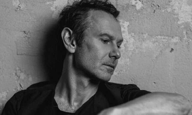 Вакарчук показал редкое фото с дочерью