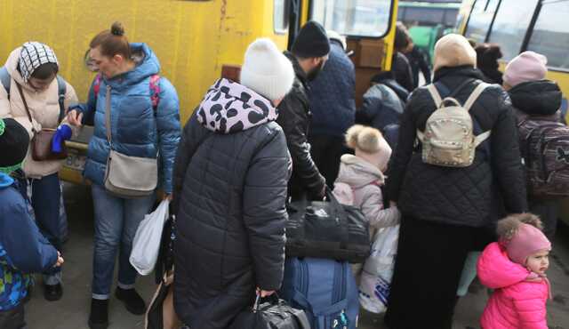 Львовская область может принять еще 18 тысяч переселенцев, - Козицкий