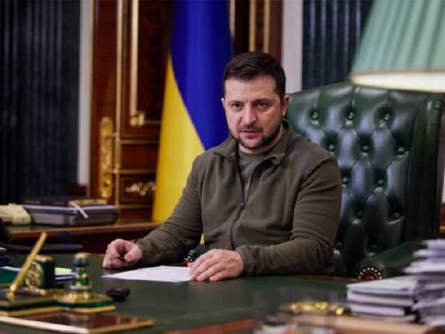 «Прекратите выставлять себя дураками»: Зеленский обратился к нардепам, пожелавшим изменить гимн Украины