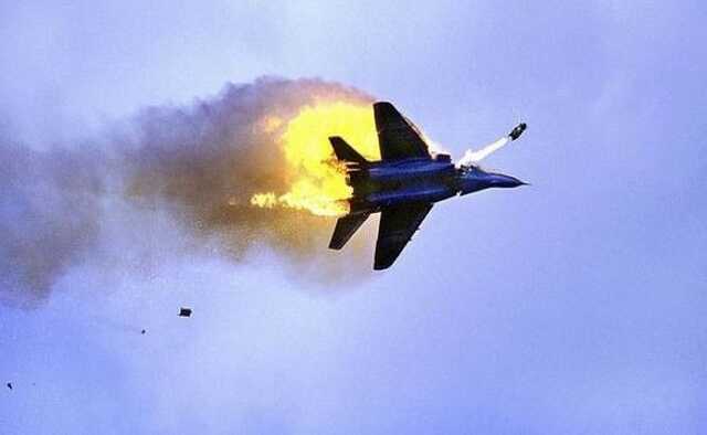 За сутки силы ПВО сбили вертолет и 2 самолета оккупантов: третий самолет подбили