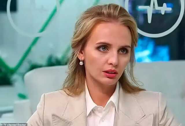 СМИ: Под новые санкции могут попасть дочери Путина