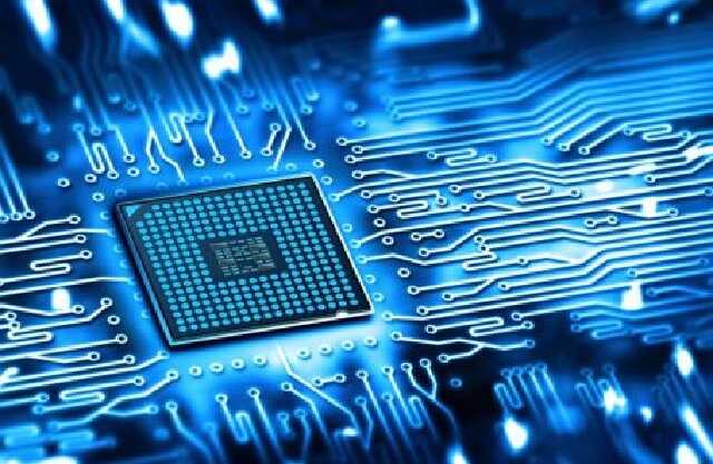 России понадобится 30 лет, чтобы догнать мировых производителей чипов