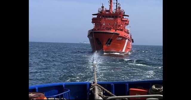 Украина вернула спасательное судно "Сапфир": весь экипаж освобожден из плена РФ