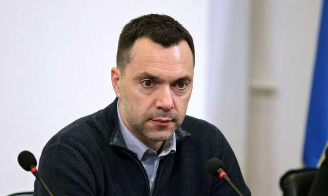В России уже ищут предателей, виновных в провале войны против Украины, - Арестович