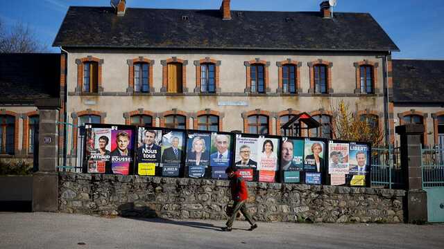 Во Франции прошел первый тур выборов президента: как выглядят первые результаты