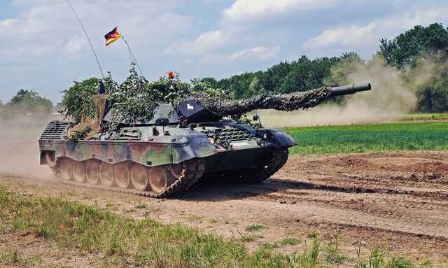 Немецкий концерн готов поставить Украине до 50 танков и 60 БМП, - Handelsblatt