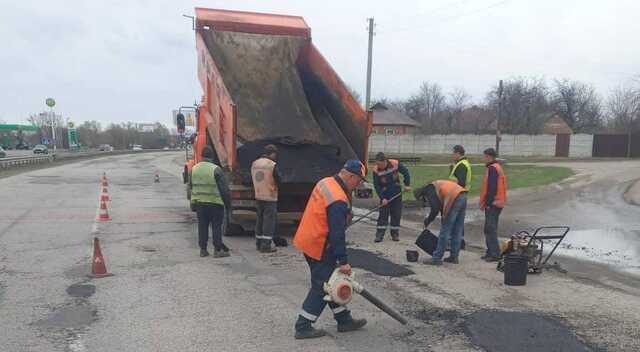 В Харьковской области разрушены 11 мостов и более 800 км дорог, – ОП