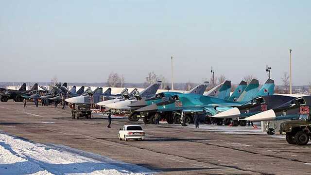 Россия наращивает силы авиации на аэродроме "Липецк-2", – СМИ