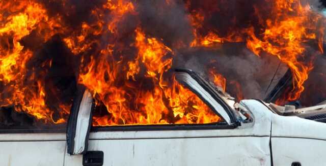 В Берлине сожгли автомобили, участвовавшие в автопробеге в поддержку войны