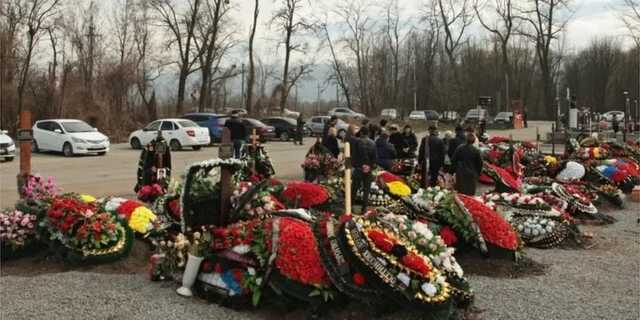 В России не хватает средств на похороны военных: ФСБ попросила увеличить госрасходы