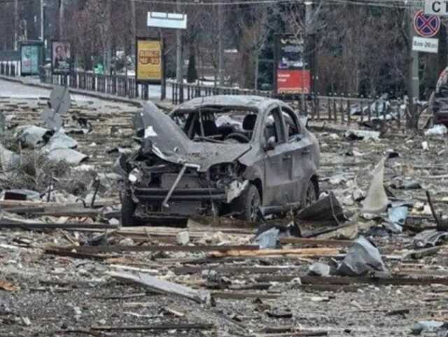 Оккупанты устроили мощный обстрел Харькова: пять человек погибли, 15 ранены
