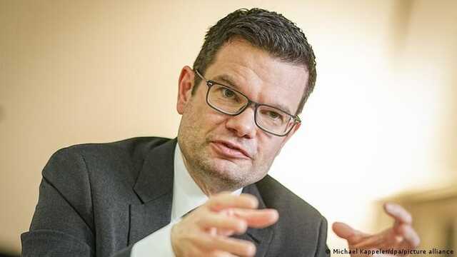 Министр юстиции Германии не видит проблем с поставкой тяжелых вооружений Украине