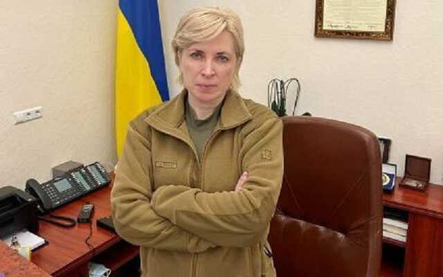 Россия снова отказалась открыть "зеленый коридор" из Мариуполя: обстрелы продолжаются