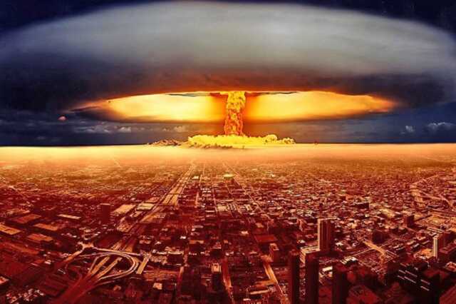 Шантажу буде багато. Арестович оцінив можливість ядерного удару по Україні