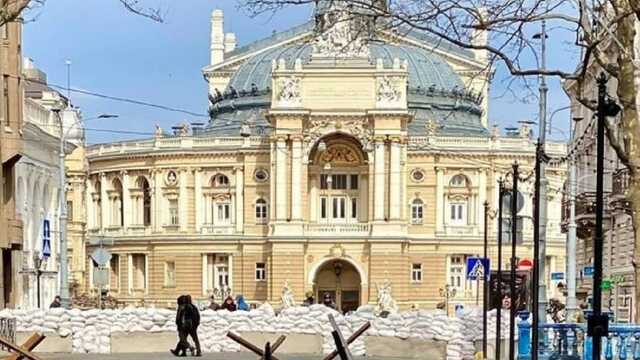 Идет спасательная операция: в Одесской ОВА призвали не называть адреса "прилетов"