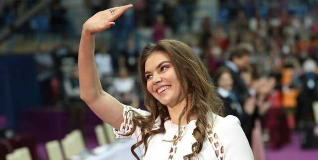 Хороший знак для Украины: у любовницы Путина Кабаевой заметили обручальное кольцо