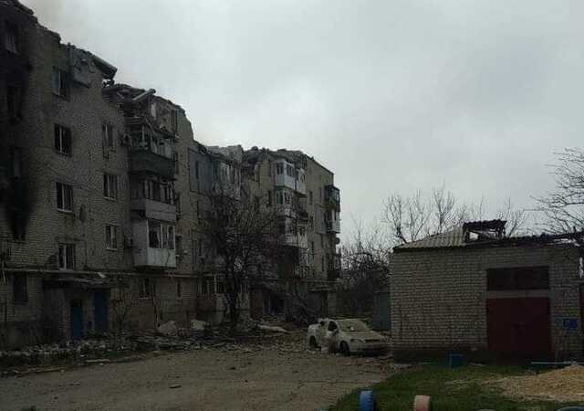 Оккупанты беспощадно обстреливают Попасную и Лисичанск: люди не выходят из подвалов