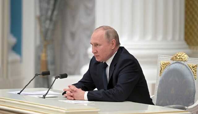 СМИ узнали о трех тайных детях Путина