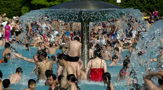 Против российского газа: Открытые бассейны в Берлине станут холоднее