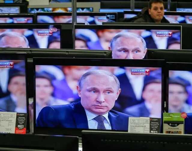 В Херсоне после мощного взрыва в районе телевышки перестали работать российские телеканалы