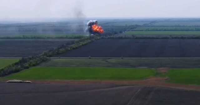 Воины 59-й ОМПБр уничтожают вражеский танк