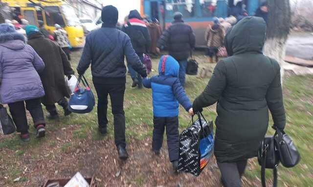 В Мариуполе начался новый этап эвакуации мирных жителей