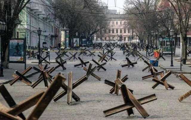 Обстрел Одессы: российская ракета попала в здание московского патриархата