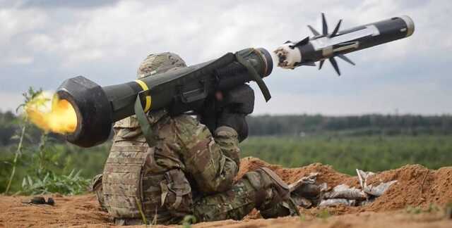 Украине нужно больше тренировочных комплектов для овладевания ПТРК Javelin, - сенатор