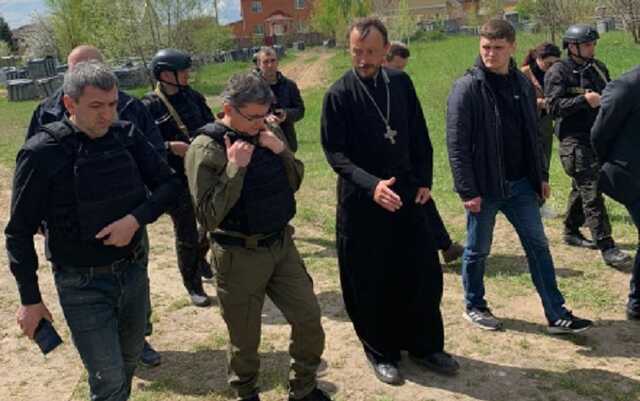 Спикер парламента Молдовы прибыл с визитом в Украину. Побывал в Буче