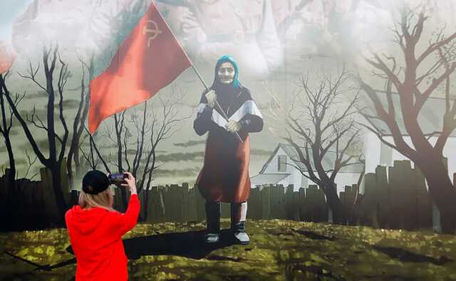 СМИ: РФ использует советские символы, готовя россиян к «возвращению» СССР