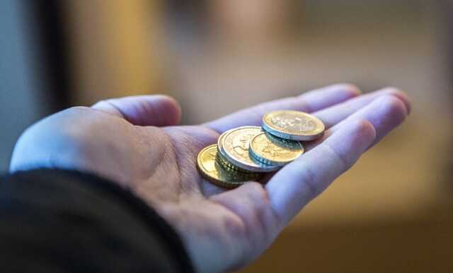 Эстония планирует выпустить монету номиналом в 2 евро с надписью "Слава Украине"