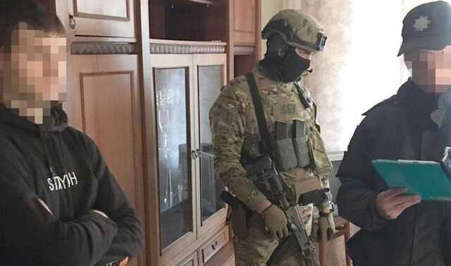 На Сумщині затримали колаборанта, який показав ЗС РФ безпечні маршрути пересування